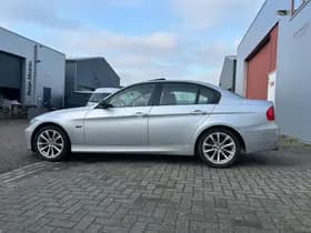 BMW 3-Serie thumbnail 9
