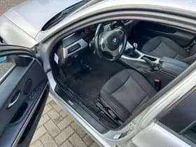 BMW 3-Serie thumbnail 10