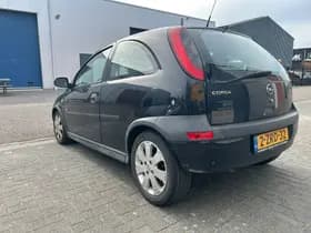 Opel Corsa thumbnail 8