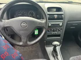 Opel Astra thumbnail 11