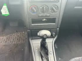 Opel Astra thumbnail 12