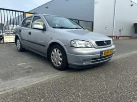 Opel Astra thumbnail 4