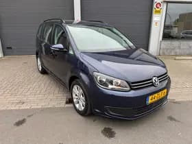 Volkswagen Touran thumbnail 2