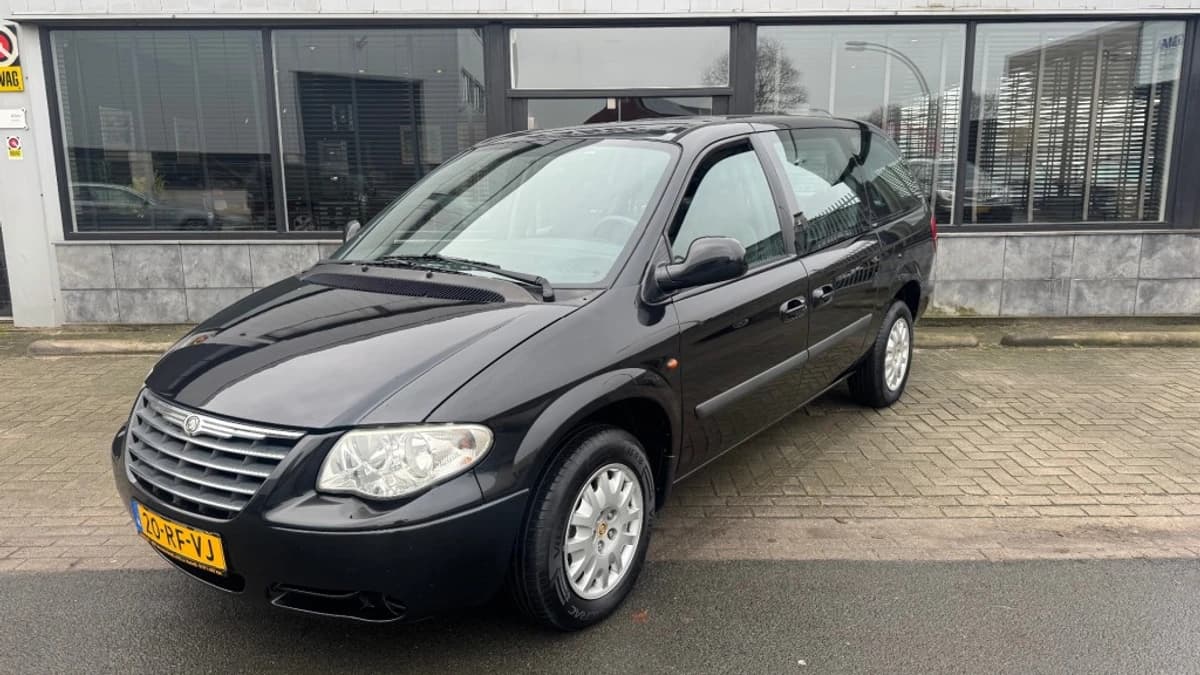 Chrysler GRAND VOYAGER — foto 1