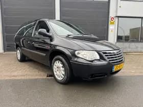 Chrysler GRAND VOYAGER thumbnail 2