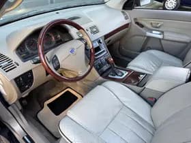 Volvo XC90 thumbnail 11