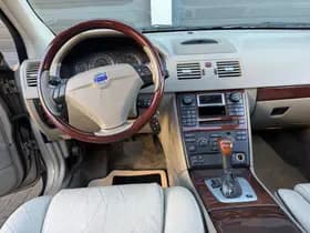 Volvo XC90 thumbnail 12