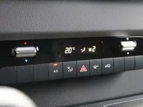 Mercedes-Benz Sprinter thumbnail 14