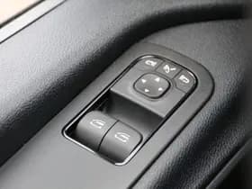 Mercedes-Benz Sprinter thumbnail 16