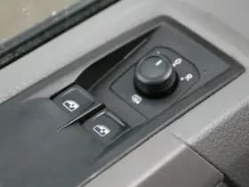 Volkswagen Crafter 50 2.0 TDI 177PK L3H3 | 3.5t trekgewicht | Omvormer | Cruise | Airco.. thumbnail 22