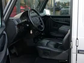 Mercedes-Benz G-Klasse G320 Youngtimer | face-lift modeljaar 2013 | 7 zitplaatsen | xenon | schuifdak | cruise control | uniek mooie G-Klasse!! thumbnail 21