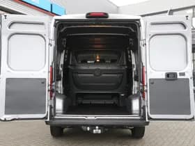 Citroën Jumper 2.2 BlueHDi 140 DC | L2H2 | 3t trekgewicht | Navi | Camera | Cruise | Airco.. thumbnail 3