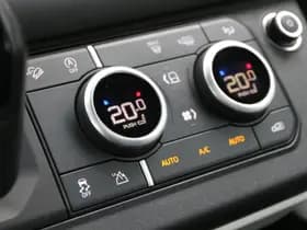 Land Rover Defender 90 3.0 D250 HSE | Grijs kenteken | Panorama | Elektr. trekhaak.. thumbnail 11