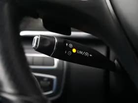 Mercedes-Benz V-Klasse V300d XL | AMG | Incl BTW & BPM | 7-persoons | memory-zetels | nette staat.. thumbnail 25