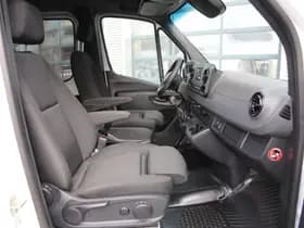 Mercedes-Benz Sprinter thumbnail 9