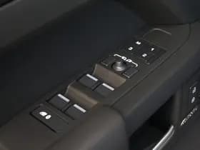 Land Rover Defender 110 2.0 P300e 110 X-Dynamic HSE Pano | stoel koeling | elektr Trekhaak.. thumbnail 23