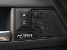 Land Rover Defender 110 2.0 P300e 110 X-Dynamic HSE Pano | stoel koeling | elektr Trekhaak.. thumbnail 25