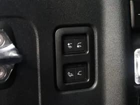 Land Rover Defender 110 2.0 P300e 110 X-Dynamic HSE Pano | stoel koeling | elektr Trekhaak.. thumbnail 27