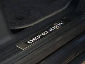 Land Rover Defender 110 2.0 P300e 110 X-Dynamic HSE Pano | stoel koeling | elektr Trekhaak.. thumbnail 31