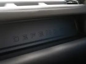 Land Rover Defender 110 2.0 P300e 110 X-Dynamic HSE Pano | stoel koeling | elektr Trekhaak.. thumbnail 32