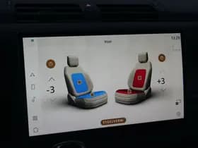 Land Rover Defender 110 3.0 P400 110 X-Dynamic HSE 5-persoons | panorama | meridian | trekhaak | Uniek mooi.. thumbnail 22