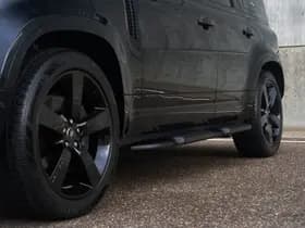 Land Rover Defender 110 3.0 P400 110 X-Dynamic HSE 5-persoons | panorama | meridian | trekhaak | Uniek mooi.. thumbnail 31