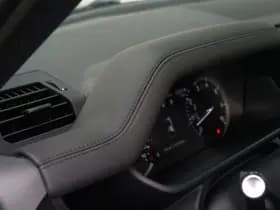 Land Rover Defender 110 3.0 P400 110 X-Dynamic HSE 5-persoons | panorama | meridian | trekhaak | Uniek mooi.. thumbnail 8