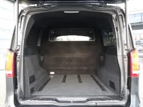 Mercedes-Benz V-Klasse V300 DC | AMG | XL | Airmatic | Burmester | Vol!! thumbnail 4