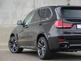 BMW X5 M50d Individual | bang&olufsen | panorama | soft-close | Uniek 41.000km! thumbnail 17