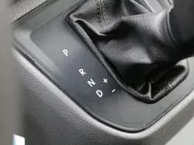 Volkswagen Crafter 2.0 TDI 140 L3H3 | Aut. | 3T trekgewicht | Navi | Camera | Airco.. thumbnail 17