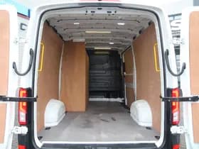 Volkswagen Crafter 2.0 TDI 140 Aut. | 2x Schuifdeur | Standkachel | Camera | Airco.. thumbnail 4