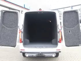 Mercedes-Benz Sprinter 319 CDI Aut. | RWD | 2x Elektr. schuifdeuren | Uniek exemplaar!! thumbnail 3