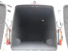 Mercedes-Benz Sprinter 319 CDI Aut. | RWD | 2x Elektr. schuifdeuren | Uniek exemplaar!! thumbnail 4