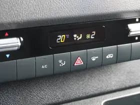 Mercedes-Benz Sprinter 319 3.0 CDI V6 Aut. | Glaswagen / Glasresteel | 3.5t trekgewicht | Clima.. thumbnail 12