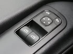 Mercedes-Benz Sprinter 319 3.0 CDI V6 Aut. | Glaswagen / Glasresteel | 3.5t trekgewicht | Clima.. thumbnail 19