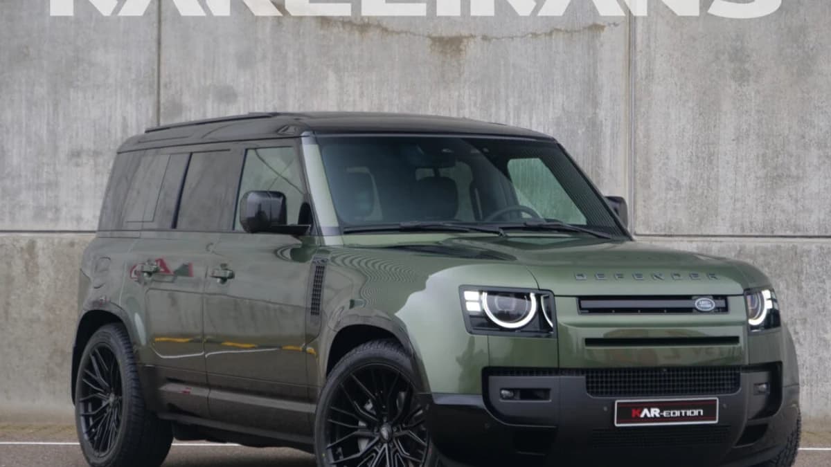 Land Rover Defender 110 2.0 P300e 110 X-Dynamic NIEUW | panorama | luchtvering | trekhaak.. — foto 1