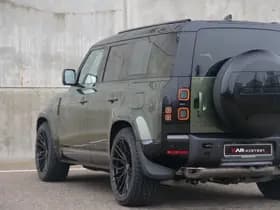 Land Rover Defender 110 2.0 P300e 110 X-Dynamic NIEUW | panorama | luchtvering | trekhaak.. thumbnail 14