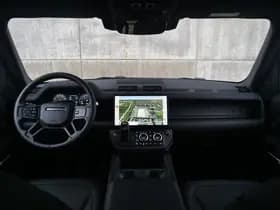 Land Rover Defender 110 2.0 P300e 110 X-Dynamic NIEUW | panorama | luchtvering | trekhaak.. thumbnail 4