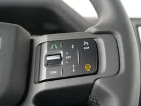 Land Rover Defender 110 2.0 P300e 110 X-Dynamic NIEUW | panorama | luchtvering | trekhaak.. thumbnail 6