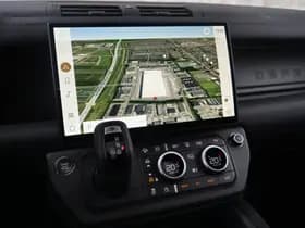 Land Rover Defender 110 2.0 P300e 110 X-Dynamic NIEUW | panorama | luchtvering | trekhaak.. thumbnail 9