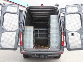 Mercedes-Benz Sprinter thumbnail 3