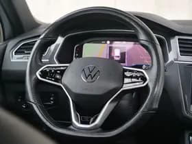 Volkswagen Tiguan 1.5 TSI R-Line Panorama | head-up | Trekhaak.. thumbnail 6