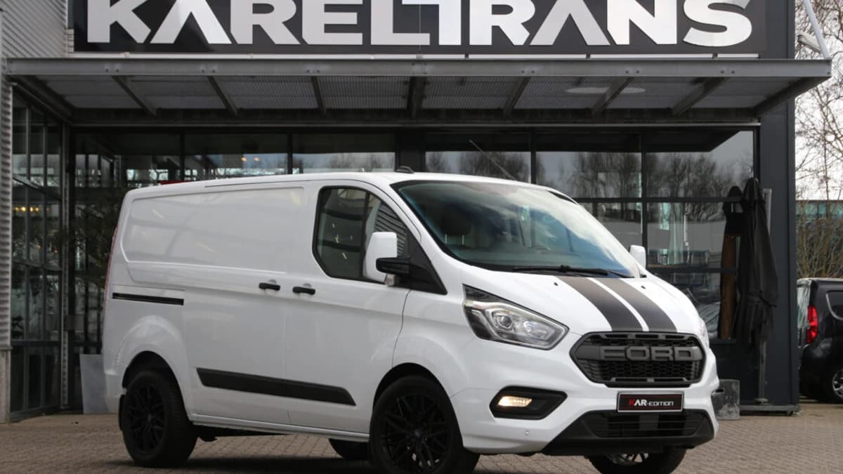 Ford Transit Custom — foto 1
