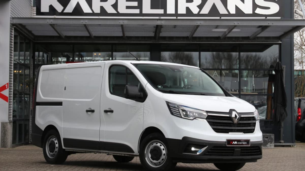 Renault Trafic — foto 1