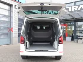 Volkswagen Transporter thumbnail 3