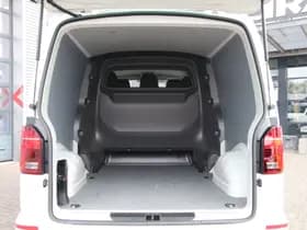 Volkswagen Transporter thumbnail 4
