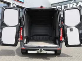 Mercedes-Benz Sprinter thumbnail 3