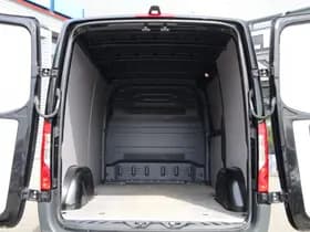 Mercedes-Benz Sprinter thumbnail 4