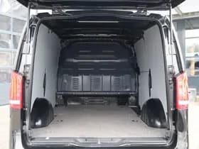 Mercedes-Benz Vito thumbnail 4