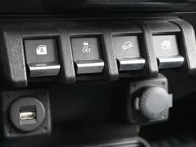 Suzuki Jimny thumbnail 10